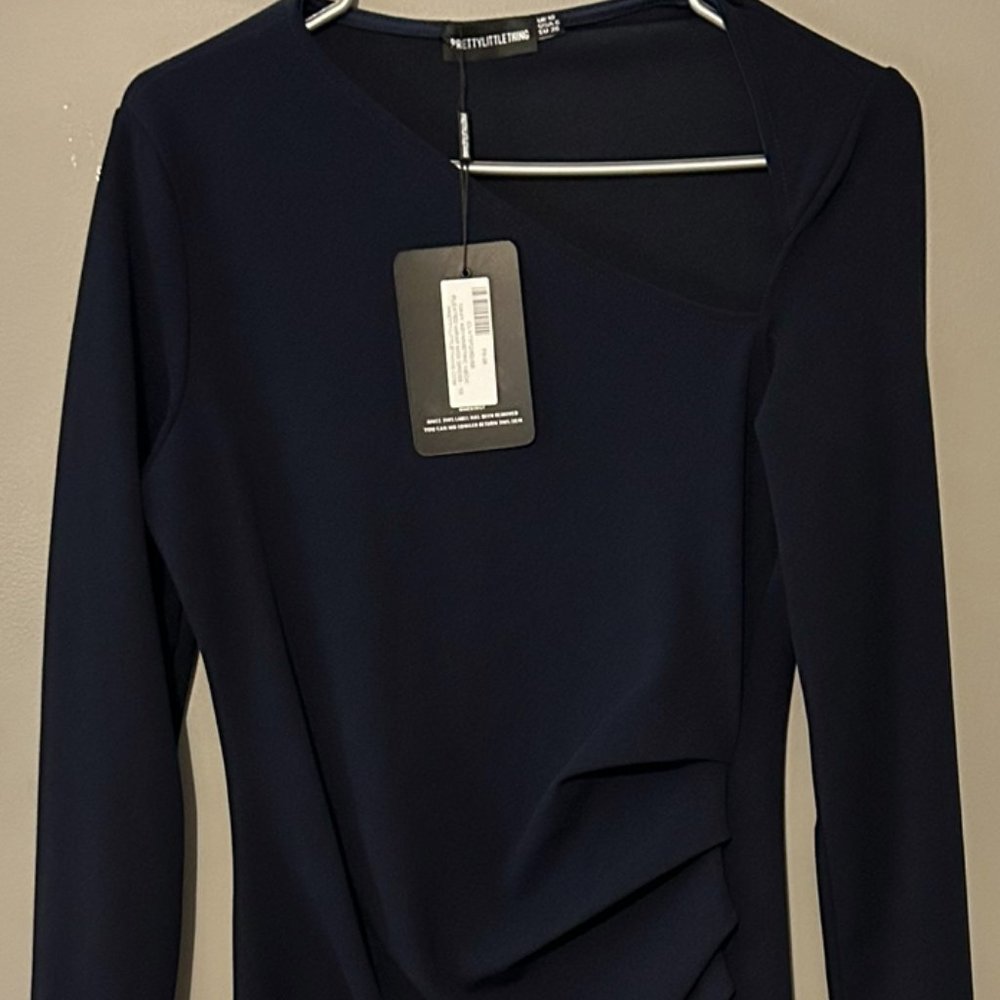 Pretty Little Thing - Size 6 - Navy